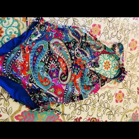 Kenneth Cole Swimwear halter style - Picture 1 of 4